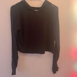 Long sleeve hooded crop top